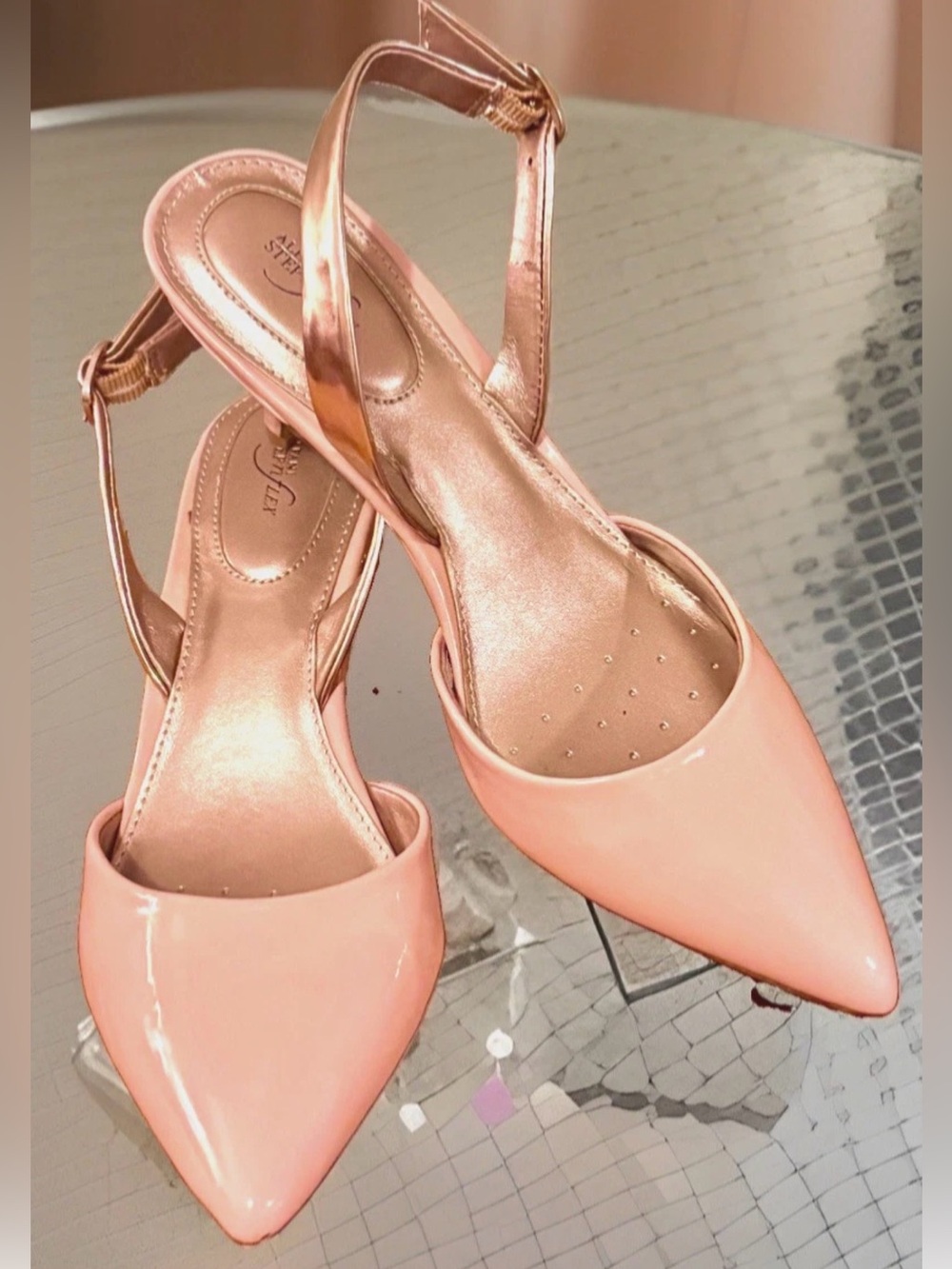 🌸ALFANI🌸 PATENT LEATHER “STEP N FLEX” KITTEN HEEL (CASSAYS) SLINGBACK PUMPS